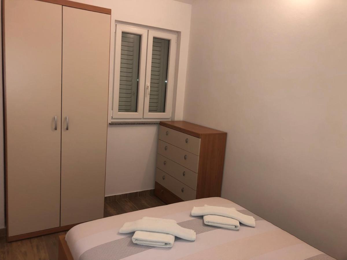 Apartmani Ivana Cres Luaran gambar