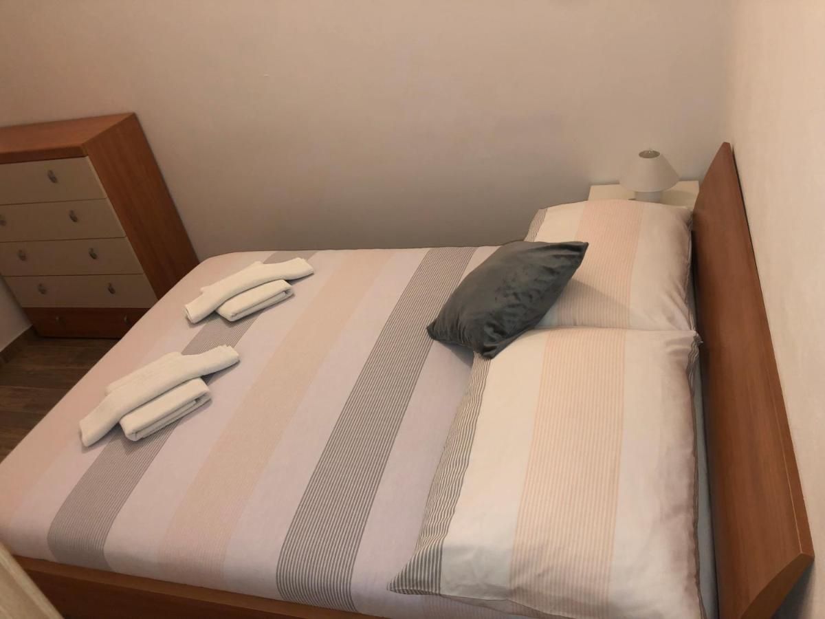 Apartmani Ivana Cres Luaran gambar
