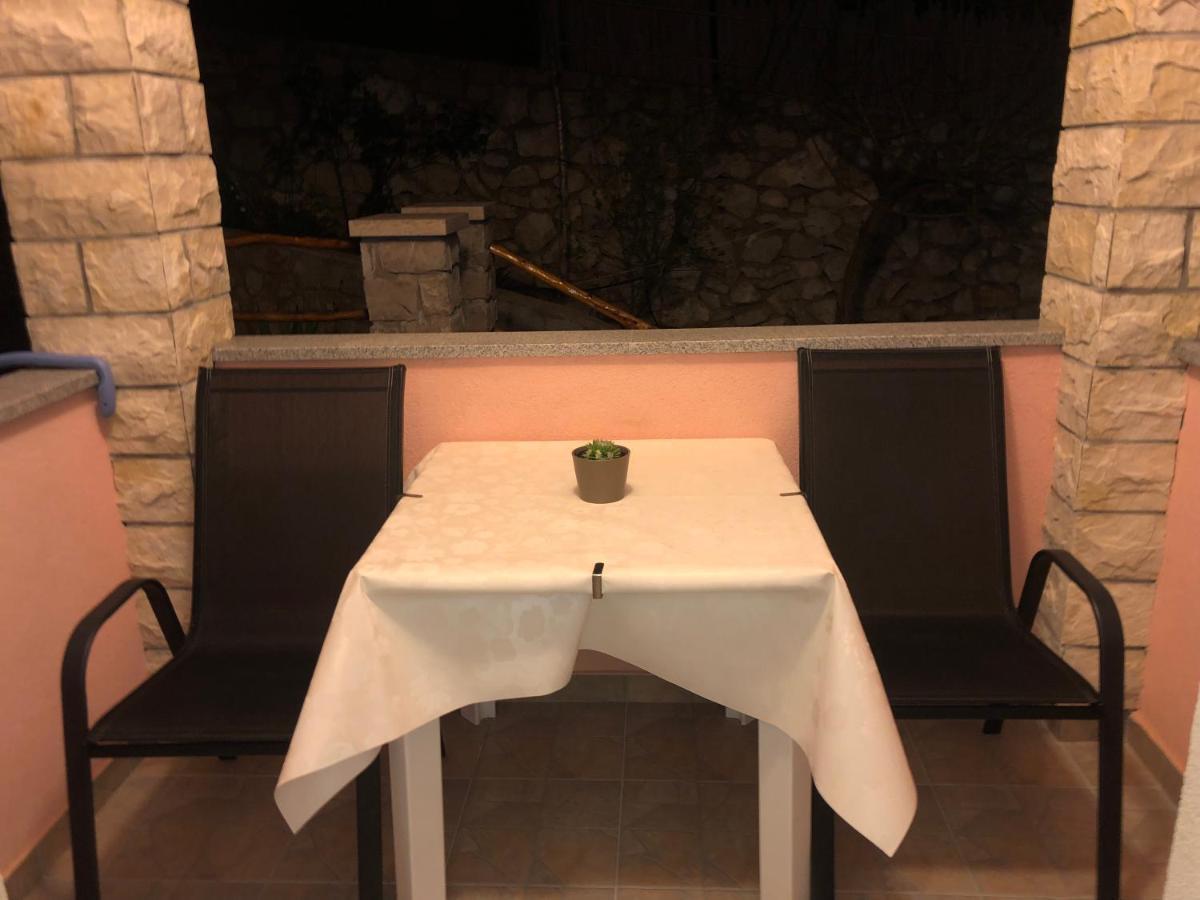 Apartmani Ivana Cres Luaran gambar