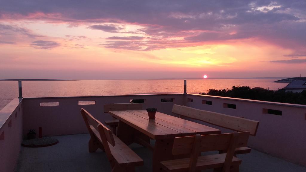 Apartmani Ivana Cres Luaran gambar